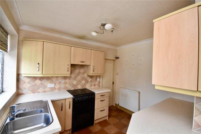 3 bed Bungalow for sale Image 9