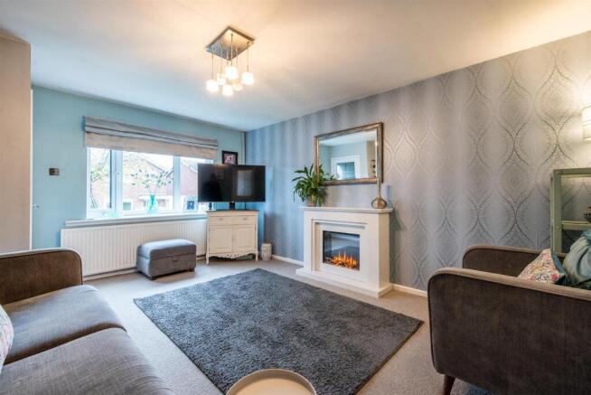 Kiln Croft, Clayton-Le-Woods, Chorley photo 2
