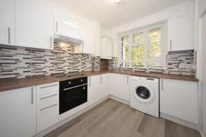 4, Carteret House, Australia Road, White City Estate, London W12 7QA
