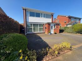 4, St Andrews Drive, Crewe CW4 7DN