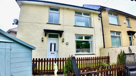 Bryncoed Terrace, Penpedairheol, CF82