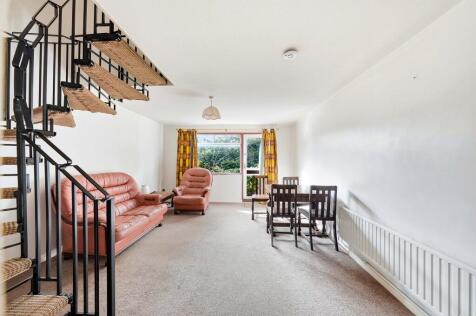 Claire Place, London, E14