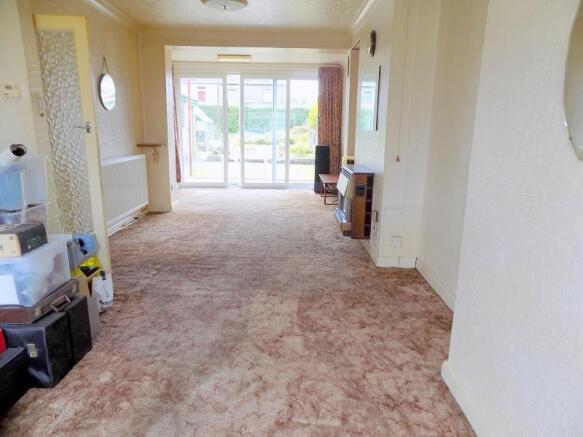 Living/Dining room.