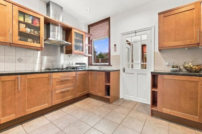 Fitted Kitchen