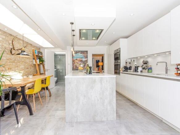 Kitchen Diner e