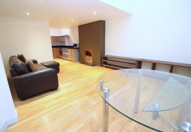 001 Grange Street Mews - Living Room 3.JPG