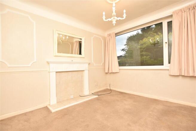 3 bed Semi-Detached for sale Image 5