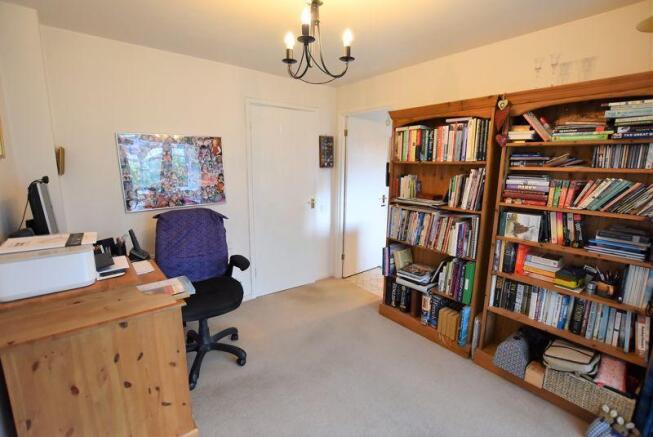 Photo 18