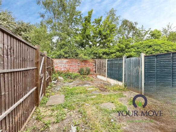 3 bed Terraced for sale Image 11