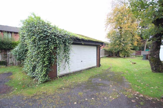 Detached Garage