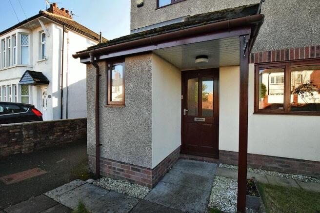 Covered entrance porch