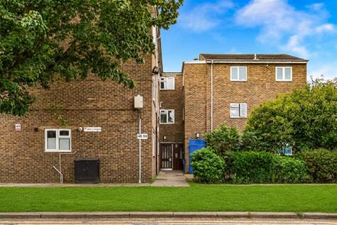 Brierly Gardens, London
