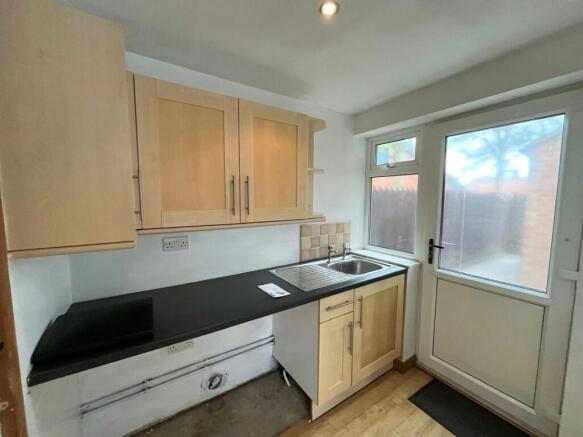 3 bed Semi-Detached for sale Image 9