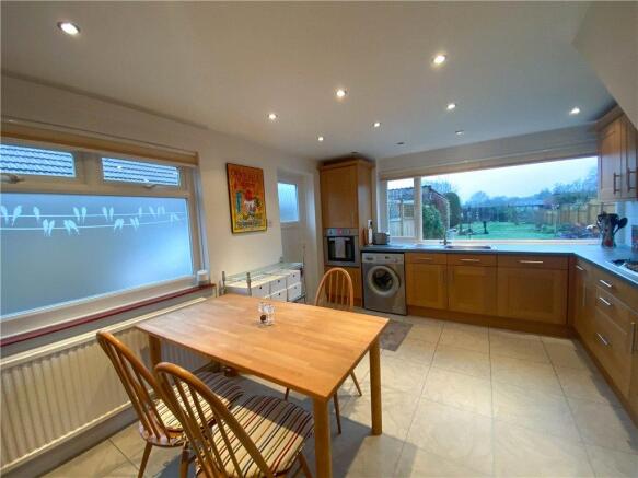Kitchen/Breakfast Rm