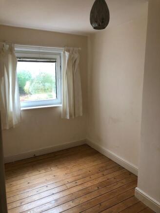 2nd bedroom