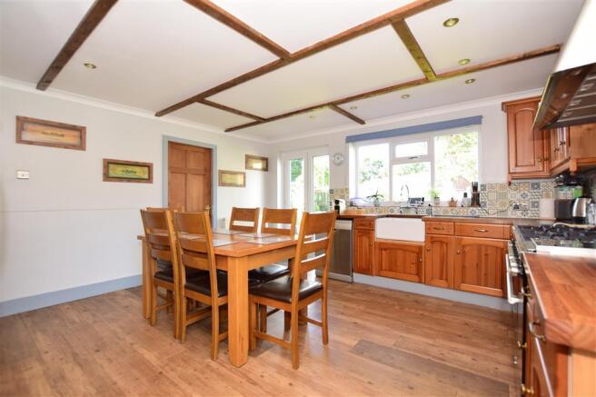 Kitchen/Breakfast Room