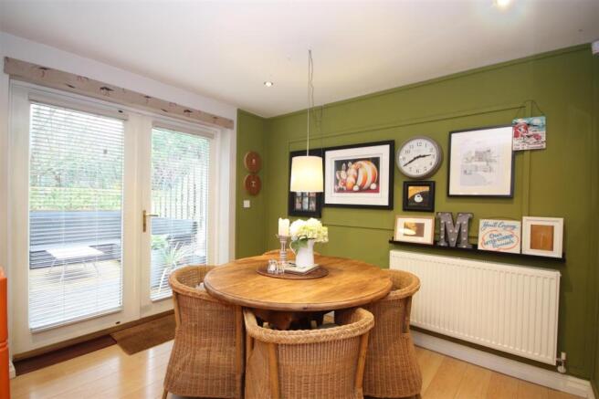 KITCHEN/DINER