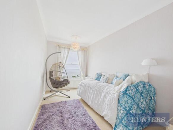 2 bed Flat for sale Image 5