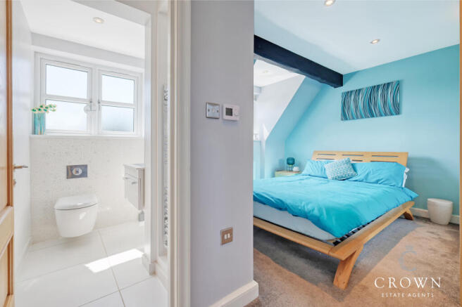 En-Suite to Bedroom Tow