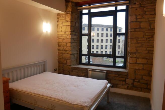 2 bed Apartment to rent Image 5