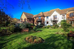 15, Swan Court, Newbury RG14 1JZ