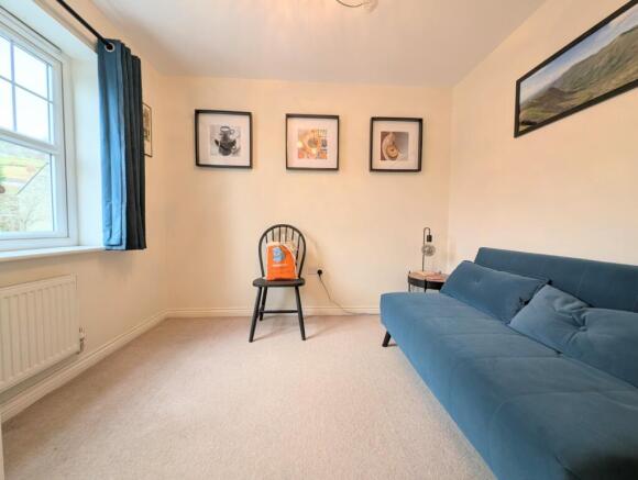3 bed Terraced to rent Image 12