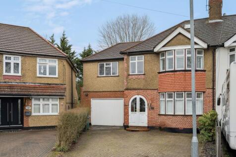 Northfield Gardens, Watford, WD24