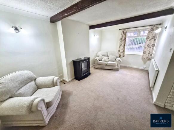 2 bed Terraced to rent Image 4