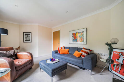 Charterhouse Road, Godalming, Surrey, GU7