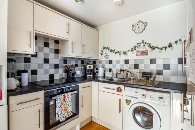 St. Peters Street, St. Albans, Hertfordshire, AL1 – pohled 4