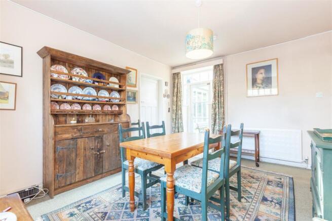 Dining Room 2.jpg