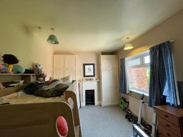 5 bed Terraced for sale Image 12
