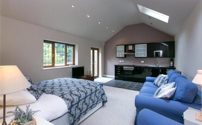 Self Contained Annex