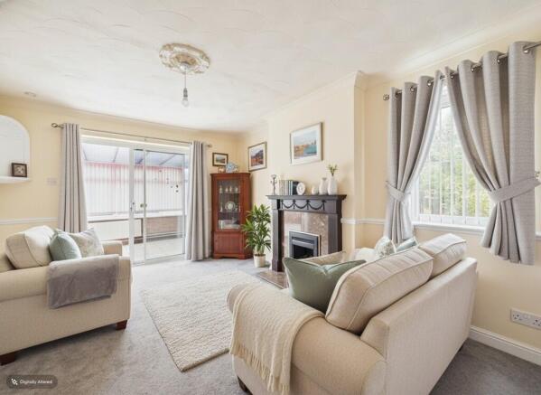 2 bed Detached Bungalow for sale Image 6