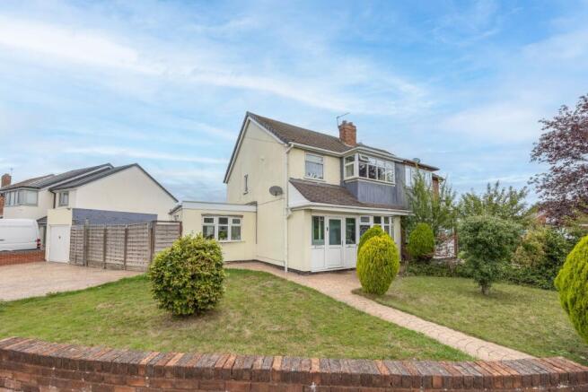 123 Sandringham Avenue-24