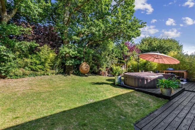 Garden (2).jpg