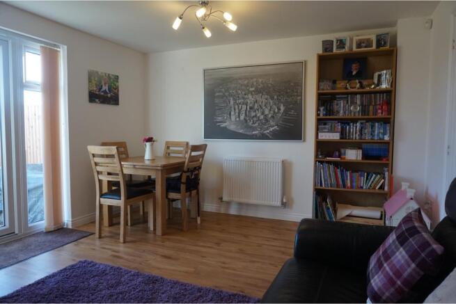 Lounge/Dining Room
