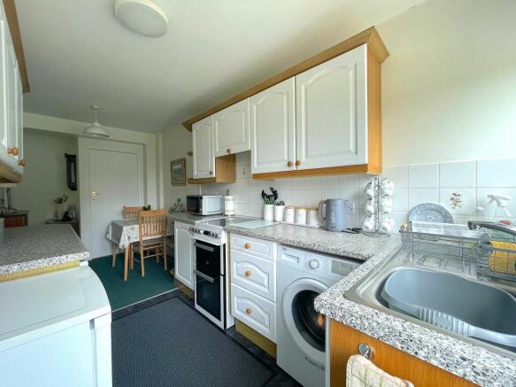 Annex Kitchen (2)