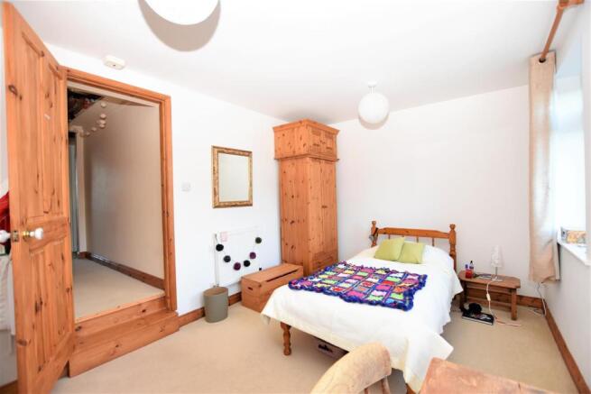 bed 3.JPG