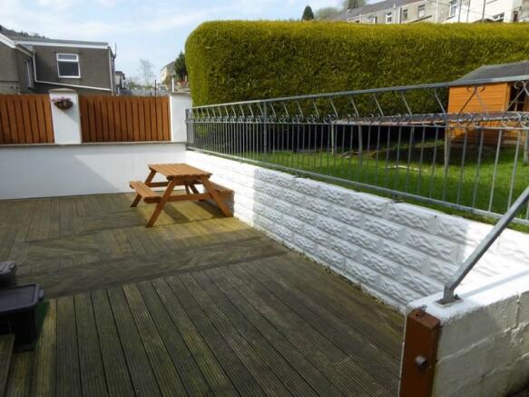 Rear Decking Area
