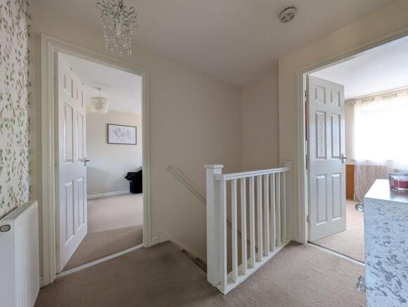 3 bed Semi-Detached for sale Image 10