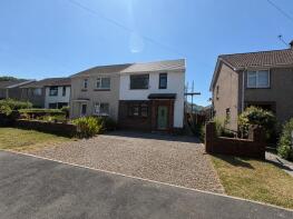 67, Glantwrch, Ystalyfera SA9 2JN