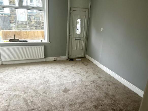 Living room 1.jpg