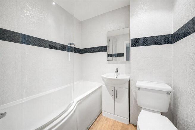 3 bed Semi-Detached for sale Image 7