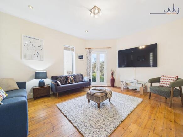 Secondary Lounge
