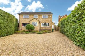 16, Chestnut Grove, Purley On Thames, Reading RG8 8BU