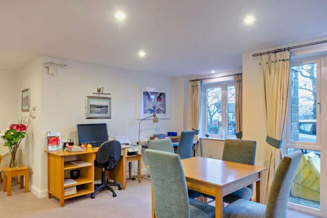 Homeowners Lounge