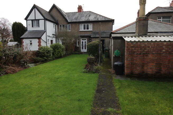 Photo 11