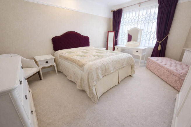 Bedroom 1a