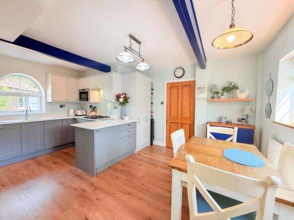 Dining Kitchen
